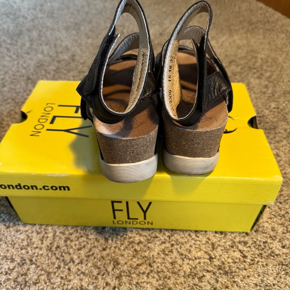 Fly London Wedge Black Strappy Sandals - 37 (6.5-7) - Picture 3 of 7